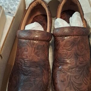 b.o.c. Brown Leather Loafers with Intricate Design